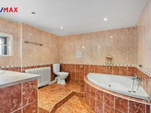 Prodej ubytování, Chuchelna - Komárov, 428 m2