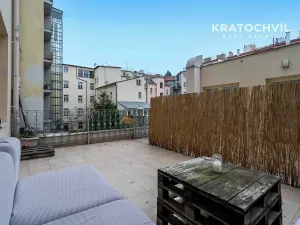 Prodej bytu 1+kk, Praha - Bubeneč, Korunovační, 32 m2