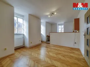 Pronájem bytu 1+kk, Cheb, Růžová, 27 m2