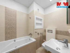 Pronájem bytu 3+1, Děčín - Děčín IX-Bynov, Sokolská, 67 m2