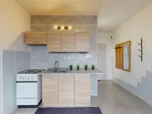 Pronájem bytu 1+1, Jirkov, K. Marxe, 33 m2