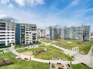 Pronájem bytu 2+kk, Praha, Fikerova, 62 m2