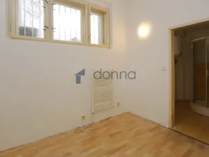 Pronájem kanceláře, Praha, Korunní, 83 m2