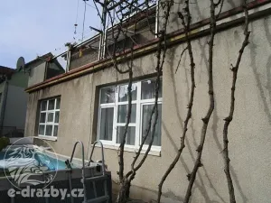 Dražba vícegeneračního domu, Praha - Letňany, Vamberská, 246 m2