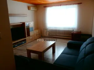 Prodej bytu 3+1, Božice, 74 m2