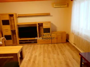 Prodej bytu 3+1, Božice, 74 m2