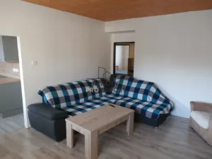 Prodej bytu 3+1, Božice, 74 m2