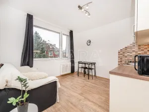 Pronájem bytu 1+1, Liberec - Liberec III-Jeřáb, Vaňurova, 37 m2