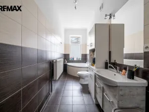 Prodej činžovního domu, Hronov, T. G. Masaryka, 620 m2