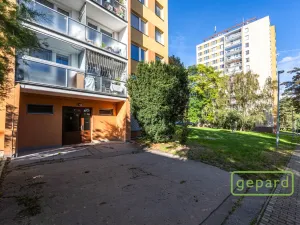 Prodej bytu 3+kk, Praha - Kobylisy, Košťálkova, 72 m2