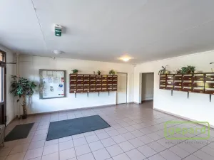 Prodej bytu 3+kk, Praha - Kobylisy, Košťálkova, 72 m2