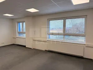 Pronájem kanceláře, Hradec Králové, Pardubická, 82 m2