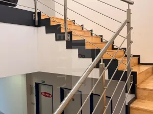 Pronájem kanceláře, Hradec Králové, Pardubická, 82 m2