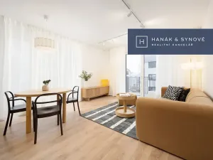 Prodej bytu 3+kk, Pohořelice, U Kasáren, 84 m2