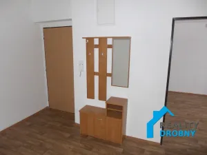 Pronájem bytu 1+1, Děčín, Družstevní, 37 m2