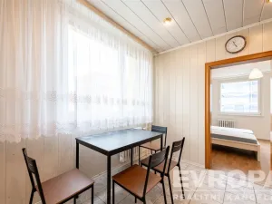 Pronájem bytu 3+1, Praha - Hlubočepy, Voskovcova, 77 m2