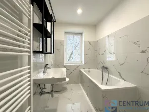 Pronájem bytu 2+kk, Jablonec nad Nisou, U Jeslí, 29 m2