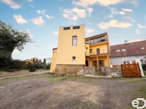 Pronájem bytu 2+kk, Miletín, Komenského, 49 m2