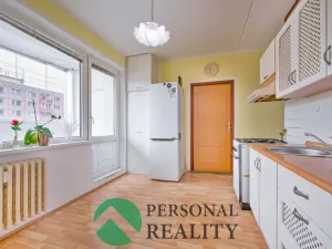 Prodej bytu 3+1, Karlovy Vary, U Koupaliště, 68 m2