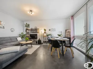 Prodej bytu 3+1, Hradec Králové, třída Edvarda Beneše, 84 m2