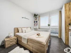 Prodej bytu 3+1, Hradec Králové, třída Edvarda Beneše, 84 m2