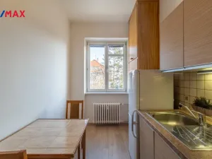 Pronájem bytu 2+1, Praha - Vinohrady, náměstí Jiřího z Lobkovic, 62 m2