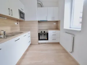 Pronájem bytu 1+kk, Brno - Žebětín, Přírodní, 32 m2
