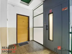 Prodej bytu 3+kk, Hradec Králové - Nový Hradec Králové, Pod Zámečkem, 74 m2