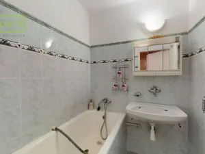 Prodej bytu 3+1, Teplice, Svojsíkova, 70 m2