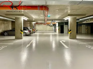 Prodej garážového stání, Praha, Kardausova, 14 m2