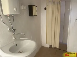 Pronájem obchodního prostoru, Rousínov, 25 m2