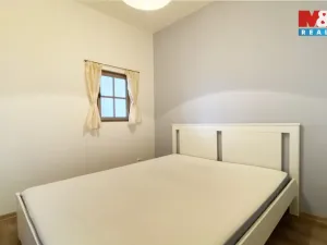 Pronájem bytu 1+1, Ústí nad Labem, Šrámkova, 34 m2