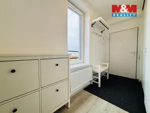 Pronájem bytu 2+kk, Jihlava, Kainarova, 66 m2
