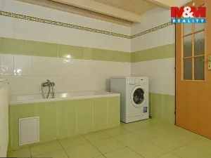 Prodej bytu 2+kk, Červené Pečky, Dobešovice, 66 m2