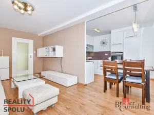 Pronájem bytu 3+kk, Praha - Vršovice, Tádžická, 74 m2