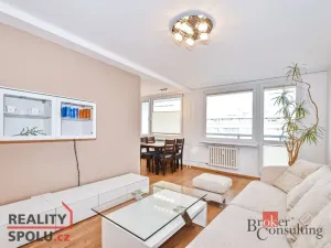 Pronájem bytu 3+kk, Praha - Vršovice, Tádžická, 74 m2