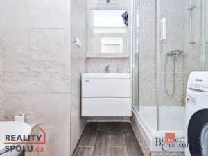 Pronájem bytu 3+kk, Praha - Vršovice, Tádžická, 74 m2