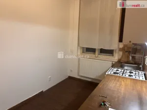 Pronájem atypického bytu, Praha - Velká Chuchle, Starochuchelská, 20 m2
