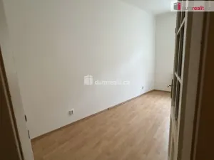 Pronájem atypického bytu, Praha - Velká Chuchle, Starochuchelská, 17 m2