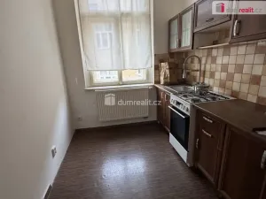 Pronájem atypického bytu, Praha - Velká Chuchle, Starochuchelská, 17 m2