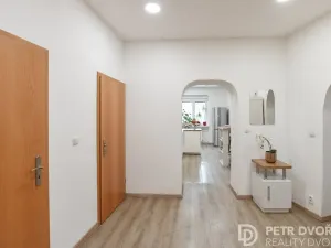 Prodej bytu 2+1, Praha - Žižkov, Basilejské náměstí, 73 m2