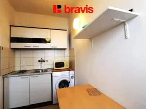 Pronájem bytu 1+1, Brno - Lesná, Halasovo náměstí, 29 m2