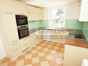 Prodej rodinného domu, Mělník, Komenského, 203 m2