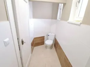 Pronájem bytu 2+kk, Praha - Nové Město, Vyšehradská, 43 m2