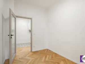 Prodej bytu 3+1, Praha - Nusle, U Svépomoci, 65 m2