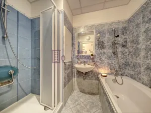 Pronájem bytu 4+1, Jindřichův Hradec, Kosmonautů, 87 m2