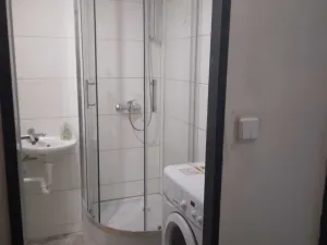 Pronájem bytu 1+kk, Pardubice - Polabiny, Grusova, 29 m2