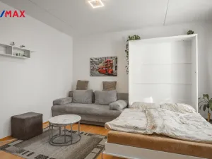 Prodej bytu 2+1, Třebíč - Nové Dvory, Fr. Hrubína, 52 m2