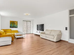 Prodej rodinného domu, Postřižín, Jelení, 169 m2