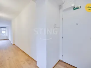 Pronájem kanceláře, Zlín, třída Tomáše Bati, 108 m2
